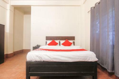 Hotel Oyo 22421 Indiraj