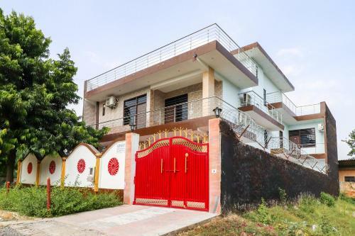Hotel Oyo 62848 I Go Residency
