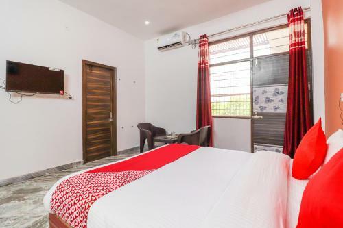 Hotel Oyo 62848 I Go Residency