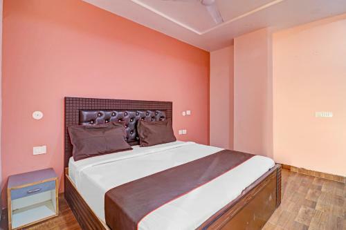 Oyo Flagship 75528 Hotel Greno