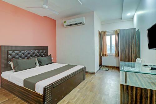 Oyo Flagship 75528 Hotel Greno