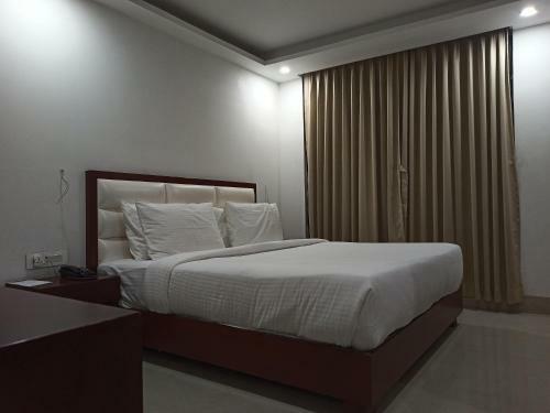 Hotel Autumn Crocus - A Boutique Hotel
