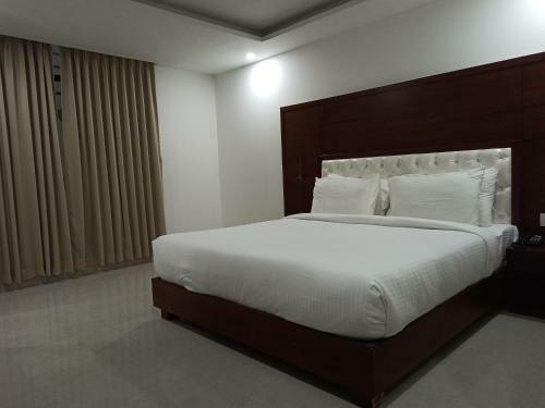 Hotel Autumn Crocus - A Boutique Hotel