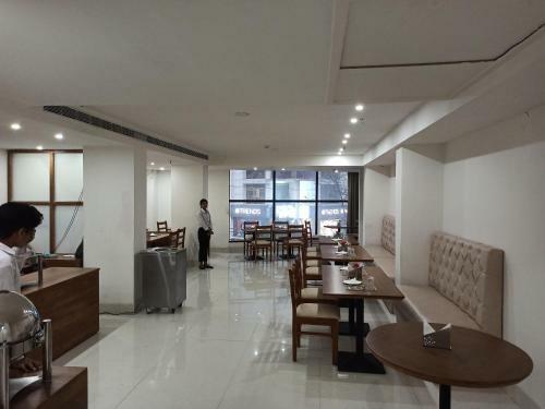 Hotel Autumn Crocus - A Boutique Hotel
