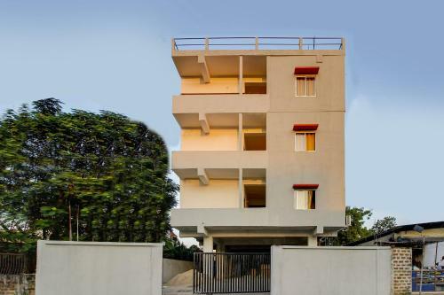 Hotel Oyo Flagship 22252 Town & Country Inn