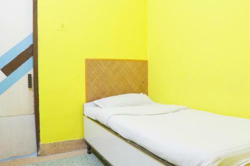 Spot On 28638 Hotel Bilas