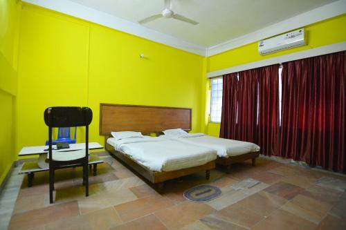 Spot On 28638 Hotel Bilas