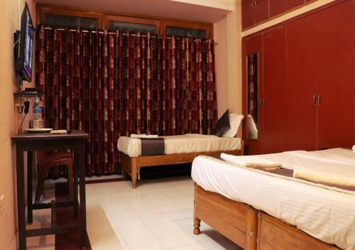 Hotel Om Shree Cottage