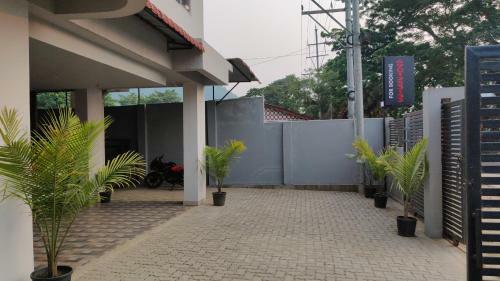 Hotel Rjb Grand