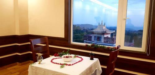 Hotel Buddha House Himalayan Brothers
