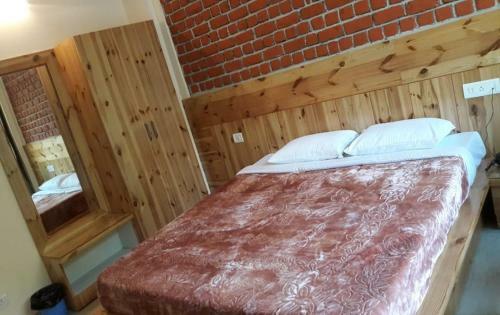 Hotel White Water Inn Mcleodganj