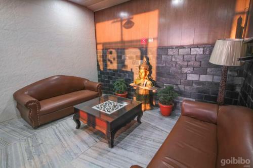 Hotel Dlx Stay In Naddi