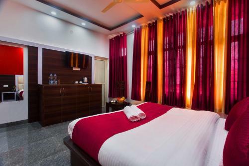 Hotel Naddi Mount View