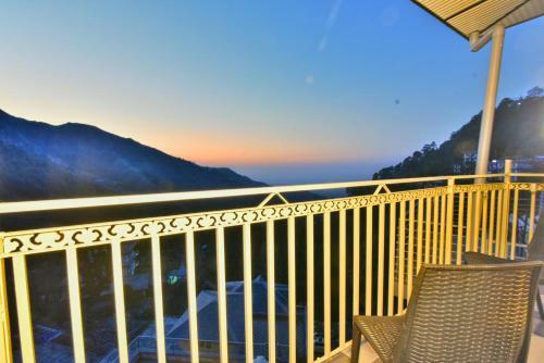 Karuna Mansion Hotel Sky Bhagsu