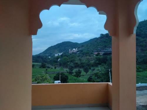 Hotel Radhe Radhe Rest House
