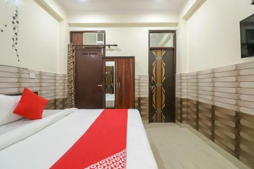 Oyo 64662 Hotel Baba Residency