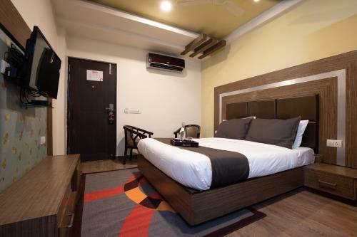 Oyo 79355 Collection O Hotel Adona