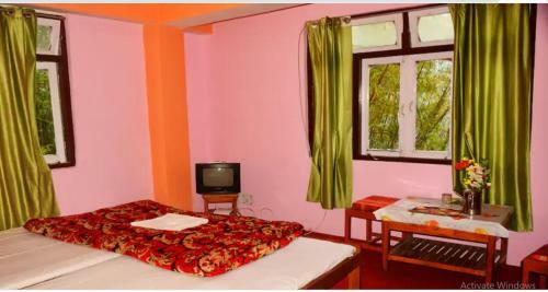 Albergue Hotel Hill View