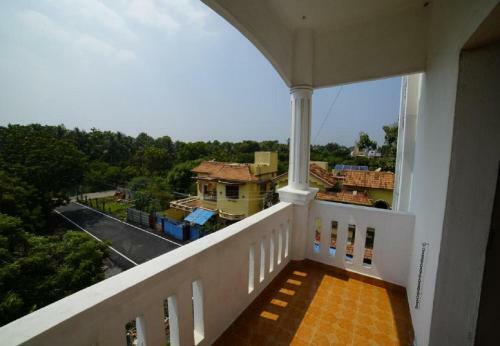 Hotel Castle Service Apartment