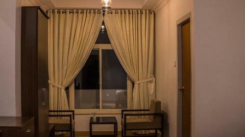 Hotel La Flora Spicewood,munnar