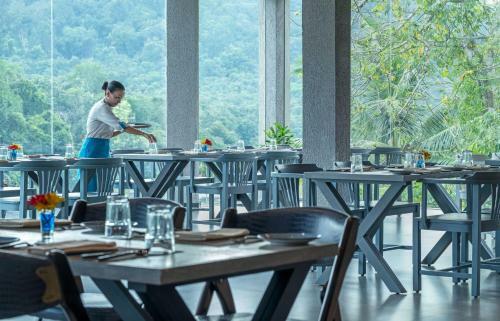 Hotel Samroha Resort Athirapilly