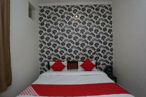 Oyo 15481 Hotel Star