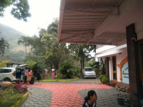 Hotel Spice Mount Heritage Resort