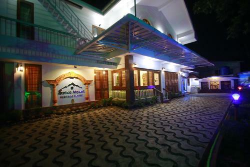 Hotel Spice Mount Heritage Resort