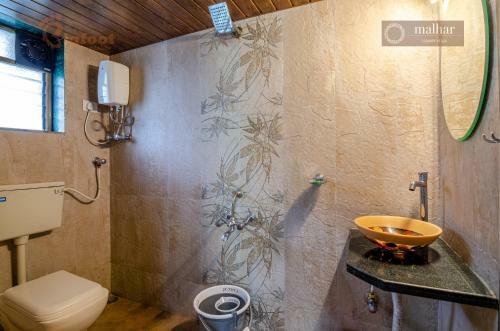 Bed & Breakfast Bigfoot Stay - Malhar Villa
