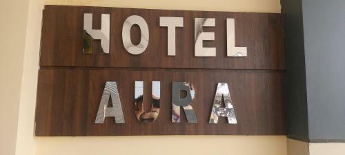 Fabhotel Aura
