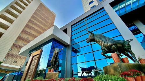 Hotel Ramada By Wyndham Erbil Gulan Street
