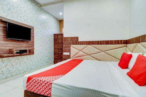 Oyo 77287 Hotel Magus