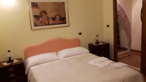 Hostal Ma� Albenga Suites
