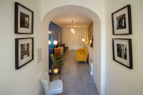Bed & Breakfast Flower Home