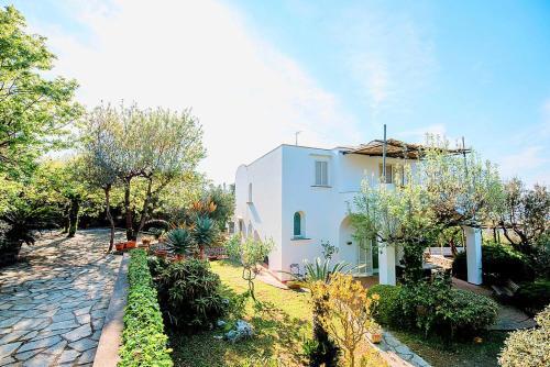 Anacapri Villa Sleeps 6 Wifi