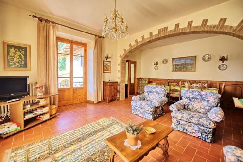 Ambra Villa Sleeps 8 With Pool And Wifi