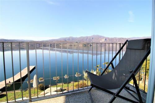 Lakefront Apartment With Spectacular Views