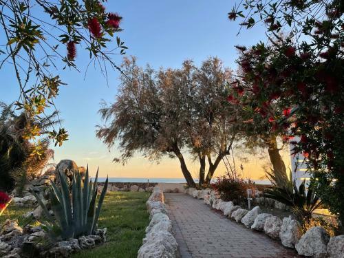 Hotel Le Mandrelle Beach Resort