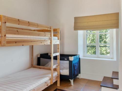 Rustic Apartment In Anghiari With Pool