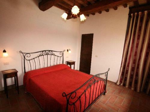 Stunning Villa In Apecchio With Jacuzzi