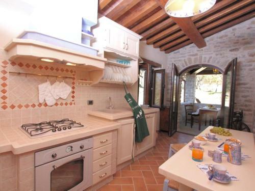 Amazing Villa In Apecchio With Swimming Pool