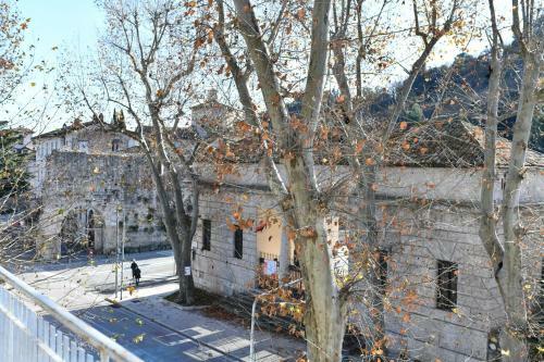 B&B Porta Romana-language And Art