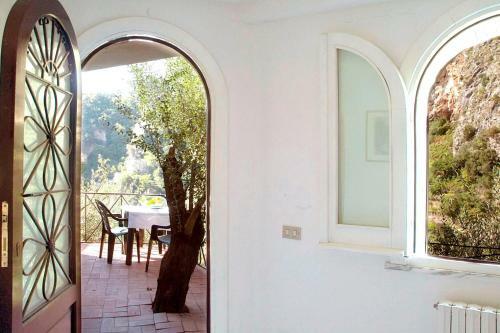 Castiglione Apartment Sleeps 3 Pool Wifi