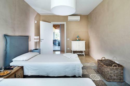 Capo Negro Villa Sleeps 10 Pool Air Con Wifi