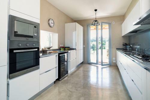 Capo Negro Villa Sleeps 10 Pool Air Con Wifi
