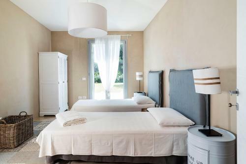 Capo Negro Villa Sleeps 10 Pool Air Con Wifi