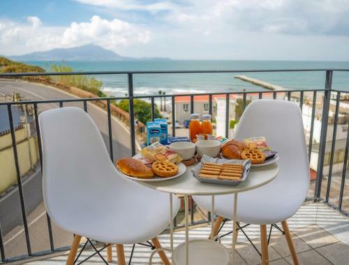 Hostal Naro Suites And Rooms