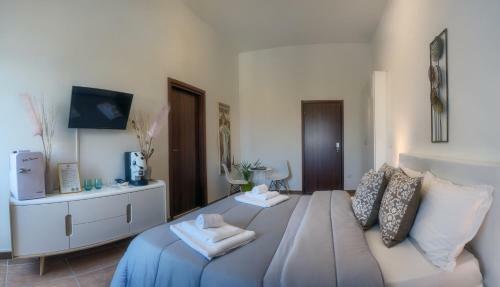 Hostal Naro Suites And Rooms