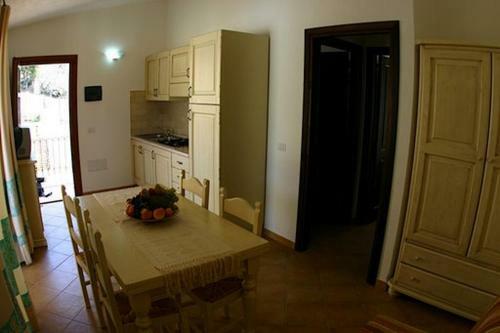 Badesi Apartment Sleeps 4 With Pool And Wifi