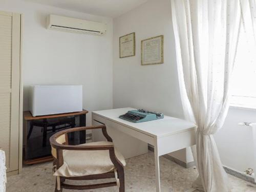 Dreamy Apartment In Bari With Lift